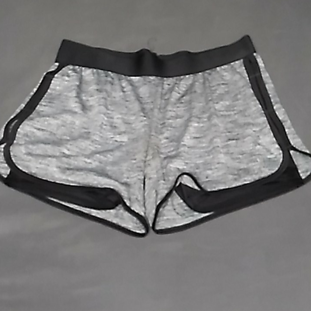 Runny shorts